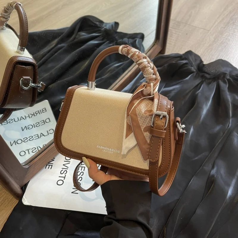 Modna damska torba crossbody wykonana z wysokiej jakości skóry o eleganckim, modnym stylu vintage. ​