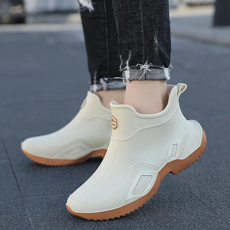 Rain Shoes Men Simple Lightweight Anti-slip and Wear-resistant Short Rain Boots Fishing Casual Shoes Kitchen Water Shoes