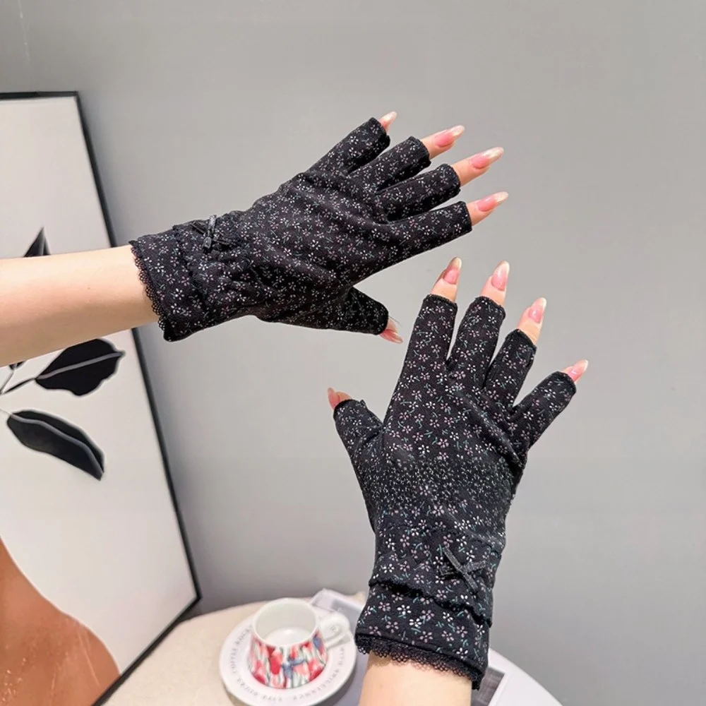 Floral Pattern Half Finger Gloves Women's Fit Fleece Lined Touchscreen Gloves Touchscreen Compatible Autumn Winter Warm Gloves