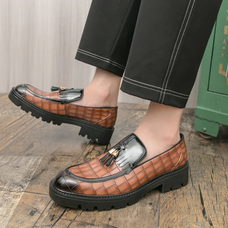 

Thick-soled Men Business Loafers Men Casual Comfortable Breathable Anti-slip Leather Shoes Banquet Social Shoes Men Size 38-45