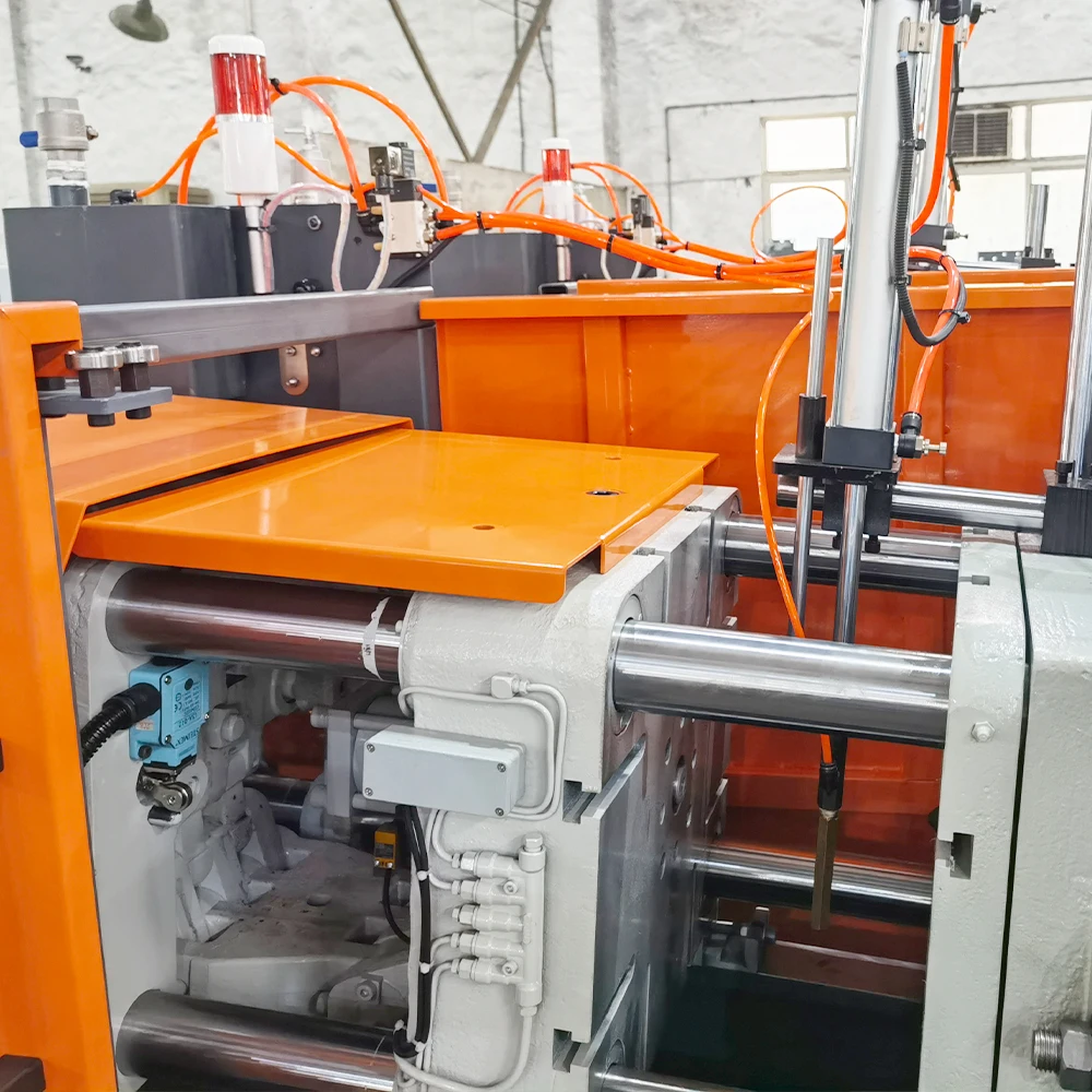 Small Die Casting Machine Medal Making Badges Making Hot Chamber 30 Ton Lida