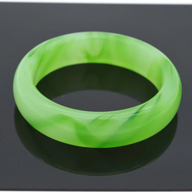 

Jade Full Green Floating Green Flower Bracelet Women's Model