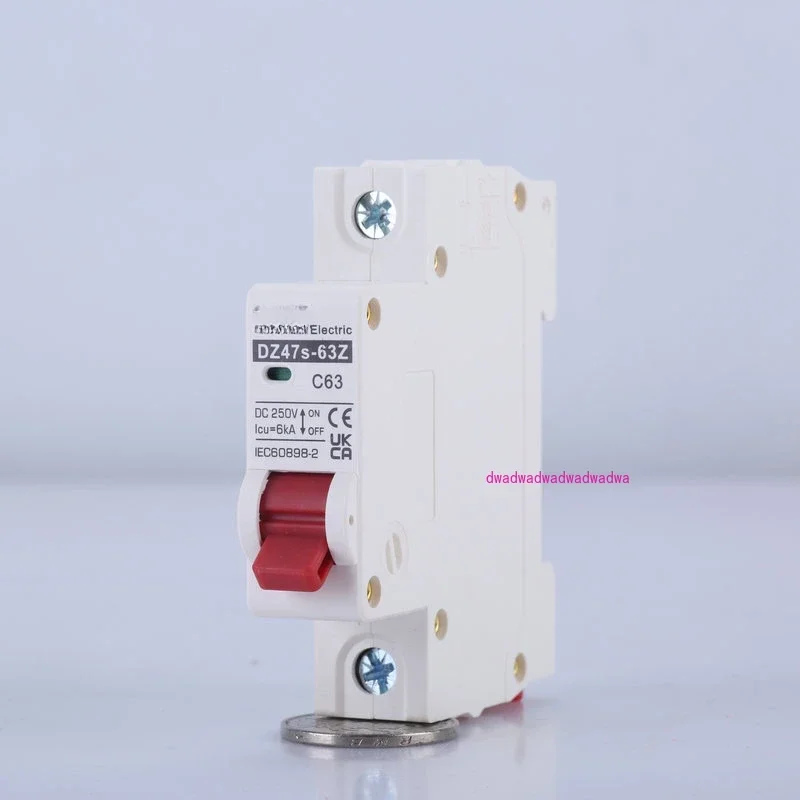 Small Photovoltaic Circuit Breaker Intelligent Micro DC Solar Air Switch 3A-125A