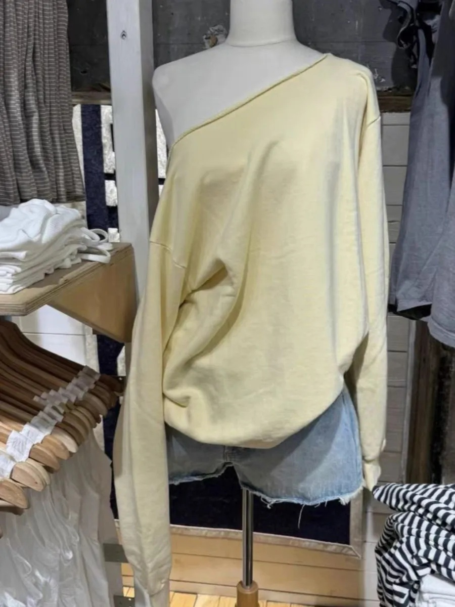 

Sweet Yellow Oversized Sweatshirt Women Casual Sexy Slash Neck Long Sleeve Cotton Loose Pullover Vintage Streetwear Y2K Hoodie