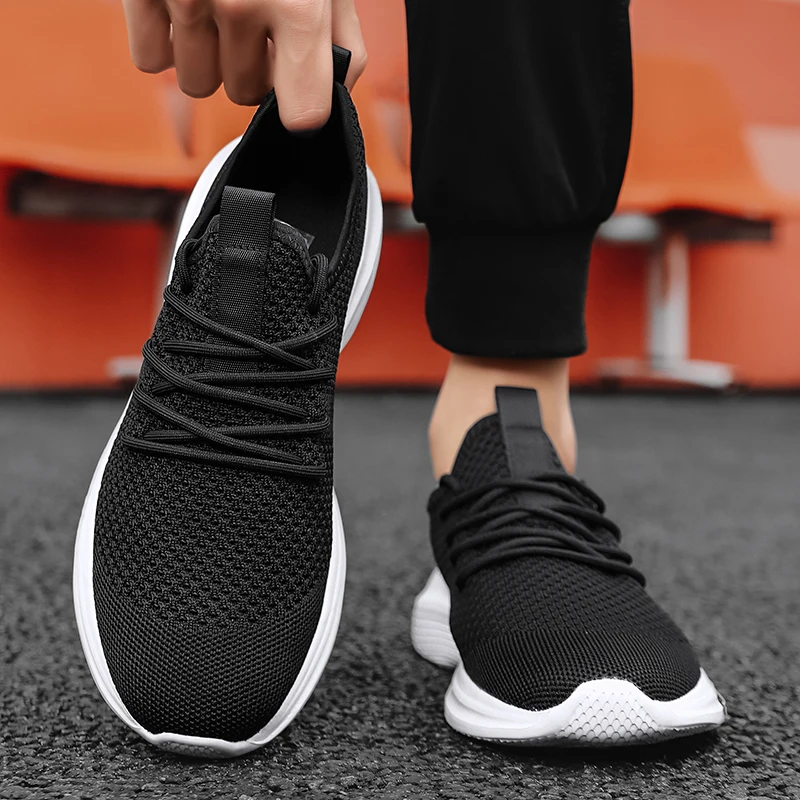 Zapatillas de correr para hombre, parejas, nuevas zapatillas ligeras de primavera, suela suave antideslizante, calzado deportivo informal transpirable que absorbe los golpes