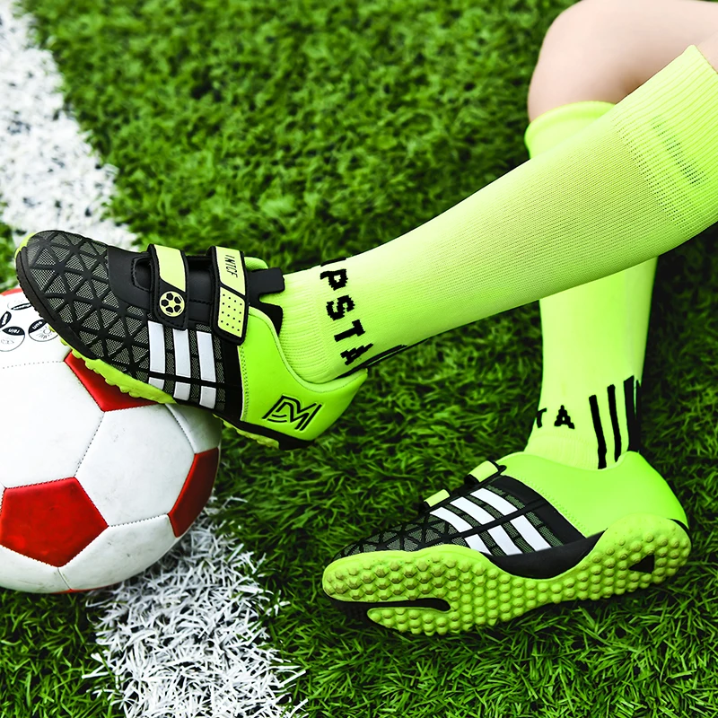 

Boy Football Shoes Children Soccer Shoes Sports Society Field Futsal Fast Indoor Sneaker Original Ankle Cleats Football Boots