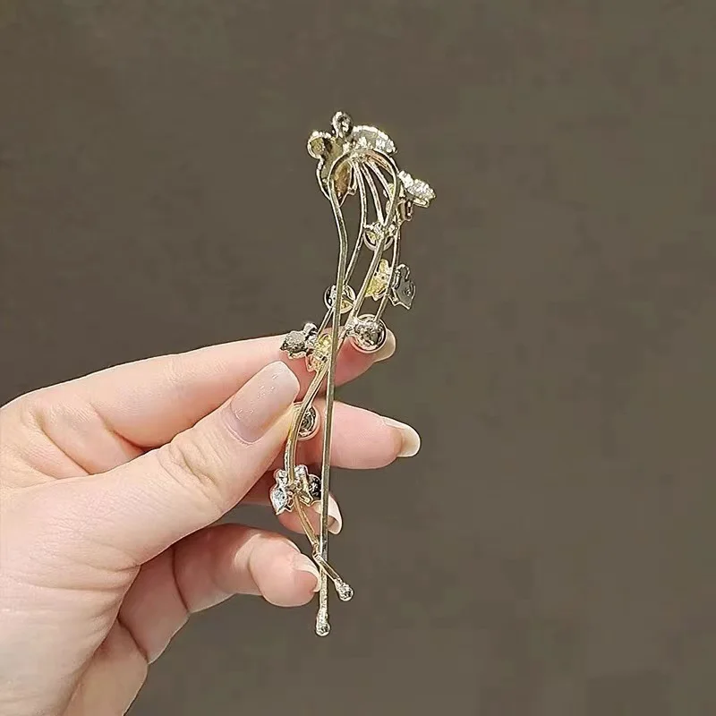 مشبك شعر من قطعة واحدة على شكل فراشة لؤلؤية على الطراز القديم، مشبك شعر لؤلؤي إبداعي ولطيف، شعر منحني ذهبي عتيق