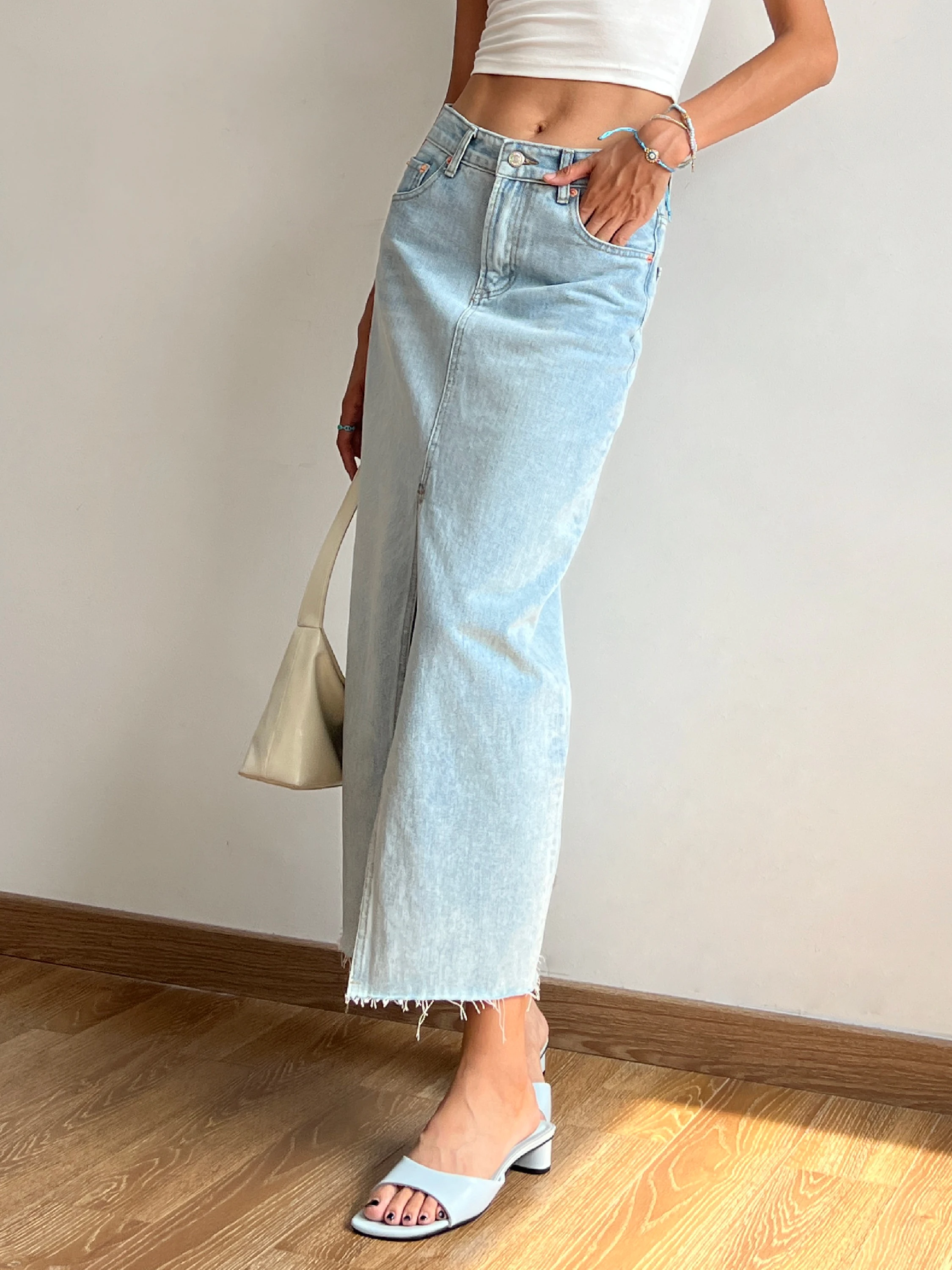 

Sexy High Waist Slimming Long Denim Skirt Waed Front Slit Street Sle H-ape A-Line Skirts for Women Autumn Season