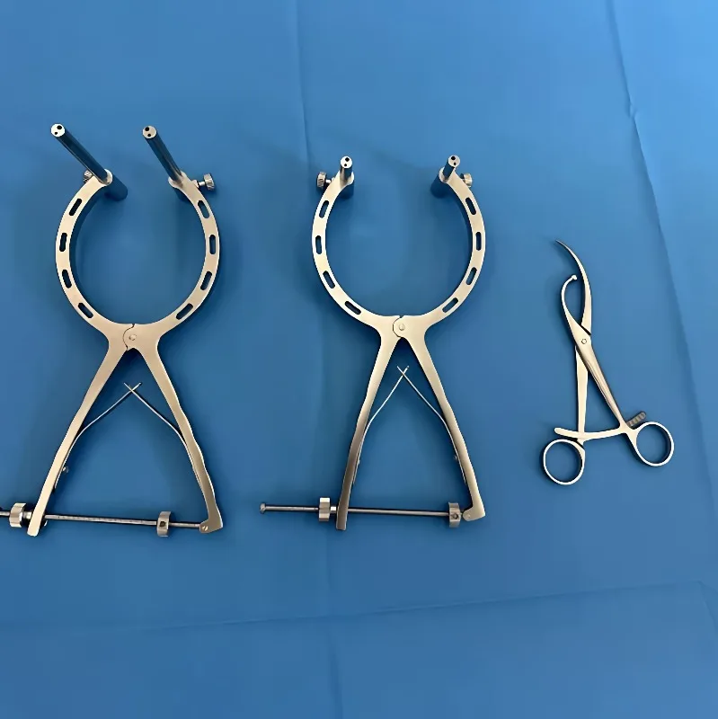 Yutong calcaneal length reduction clamp C-type Kirschner needle spreader, minimally invasive calcaneal reduction device, a set
