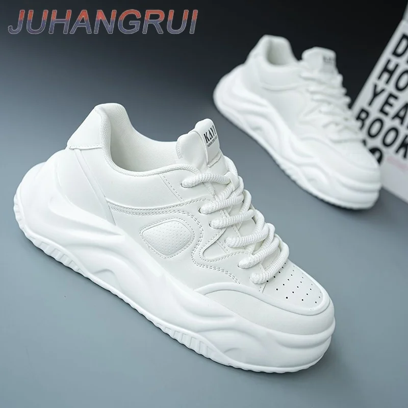 New Mens Board Shoes spring and autumn flat-soled casual leather shoes sports shoes black and white men's thick-soled breathable