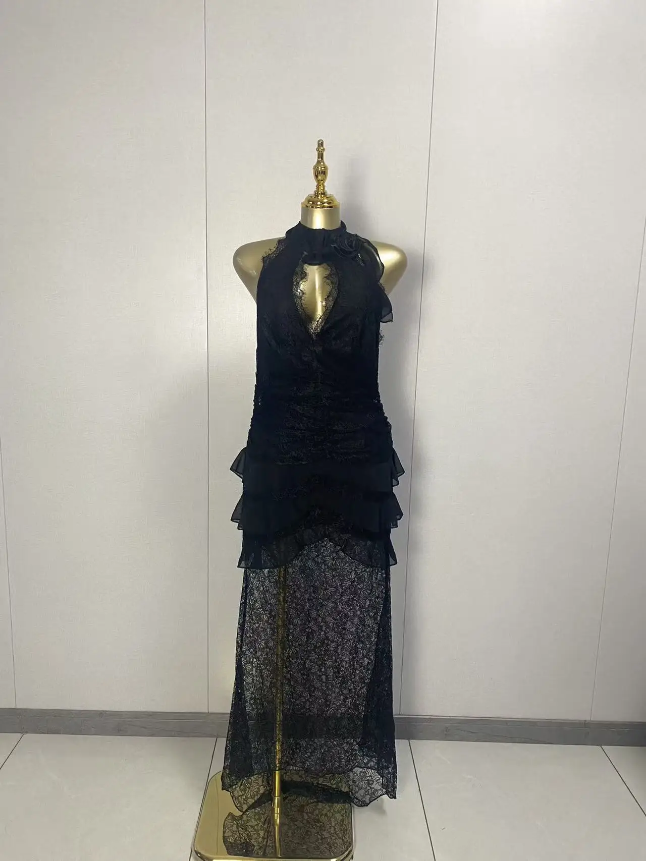 2025 신상 여성 섹시 슬리브리스 딥 V넥 레이스 블랙 바디콘 드레스 2025 우아한 이브닝 클럽 럭셔리 생일 파티 드레스