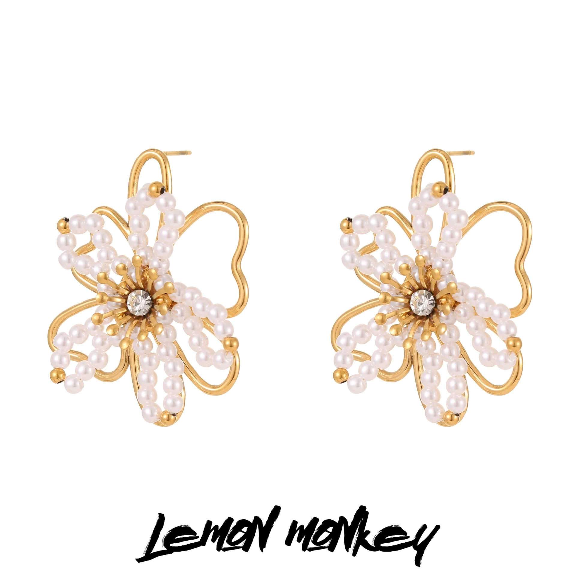 

Beaded flower ear studs made of stainless steel, 18k gold-plated and non-fading, electroplated rhinestones