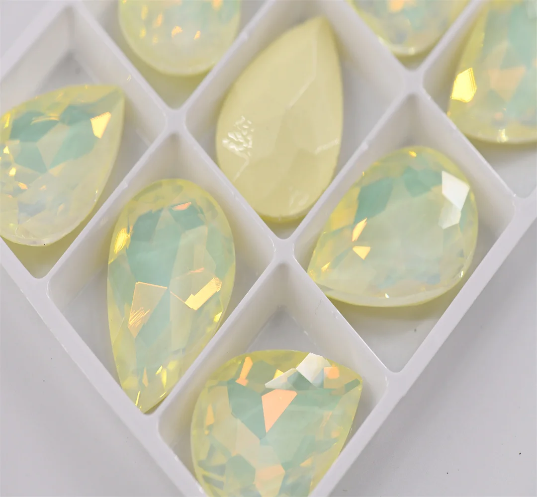 Großhandel Glitzer Strass Glasperlen Pointback Tropfen Kristallsteine machen Kunsthandwerk Juwelen Dekoration Diamanten Handarbeiten