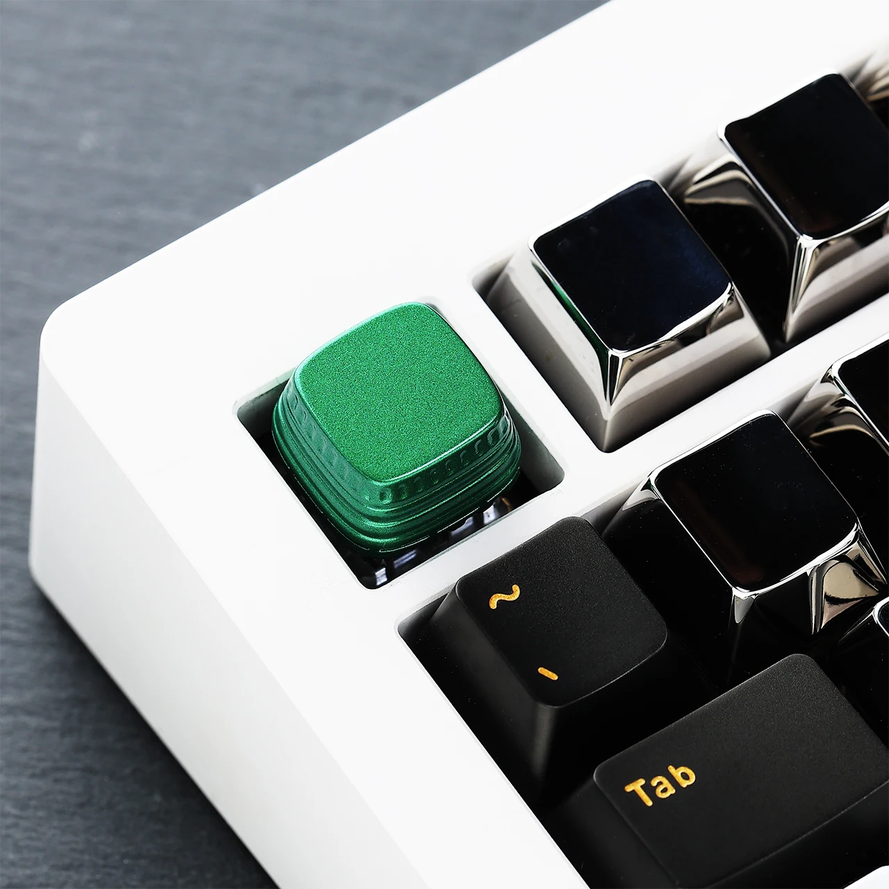 GMK  THOK  Soju Artisan keycap