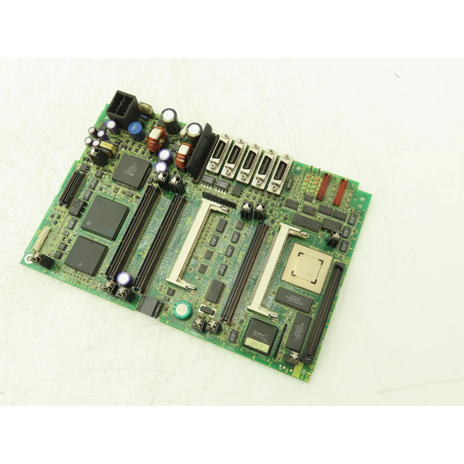 Nueva unidad A20B-8100-0130 A20B-8100-0135 placa de circuito inversor Servo Control placa base Motor de plástico de acero