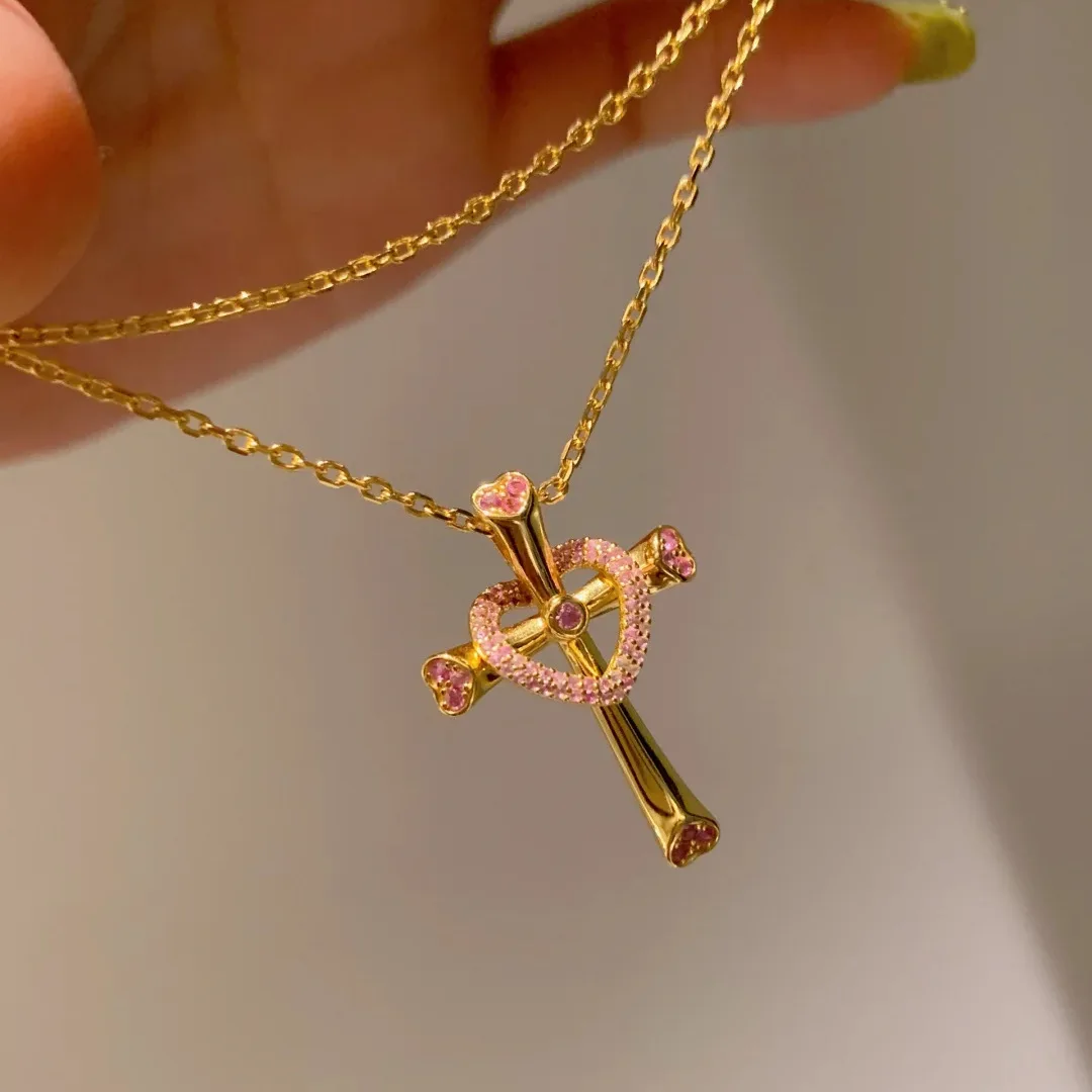 Unique Design Pink Heart Cross Necklace with High-Carbon Diamond Clavicle Chain