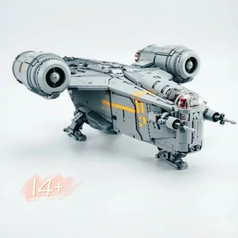 2026 Space Battle Series Large Razor Crest Model Ucs Interstellar Spaceship Building Blocks Toys Adults Birthday Presents