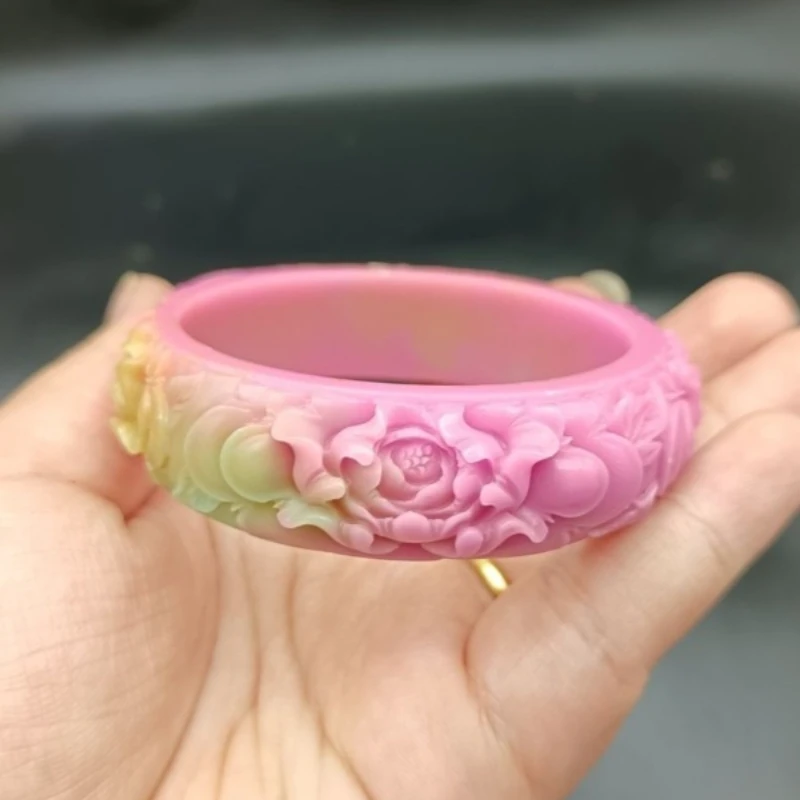 

Natural Salt Source Agate Butterfly Love Flower Bracelet, Exquisite and Fashionable Men's and Women's Models