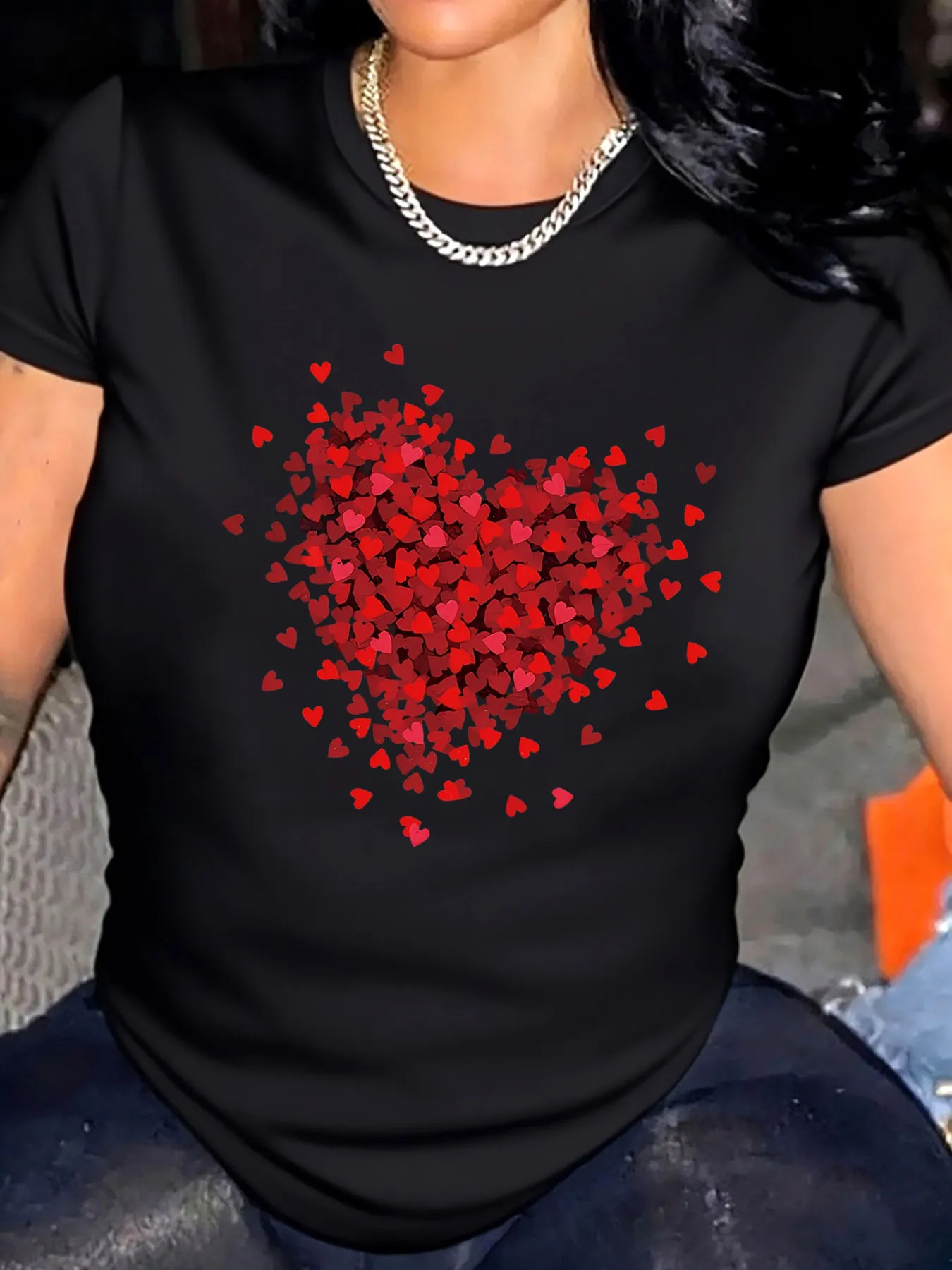 

Женская футболка больших размеров с принтом сердечек на день Святого Валентина для уличной одежды