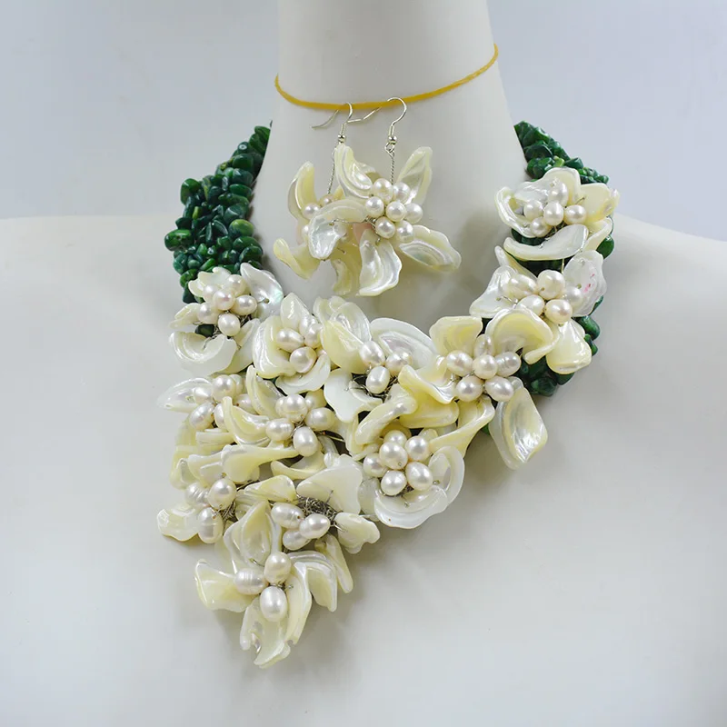 Natural irregular coral necklace earrings. Hand woven shell flowers. The most classic jewelry set for women's parties  45CM