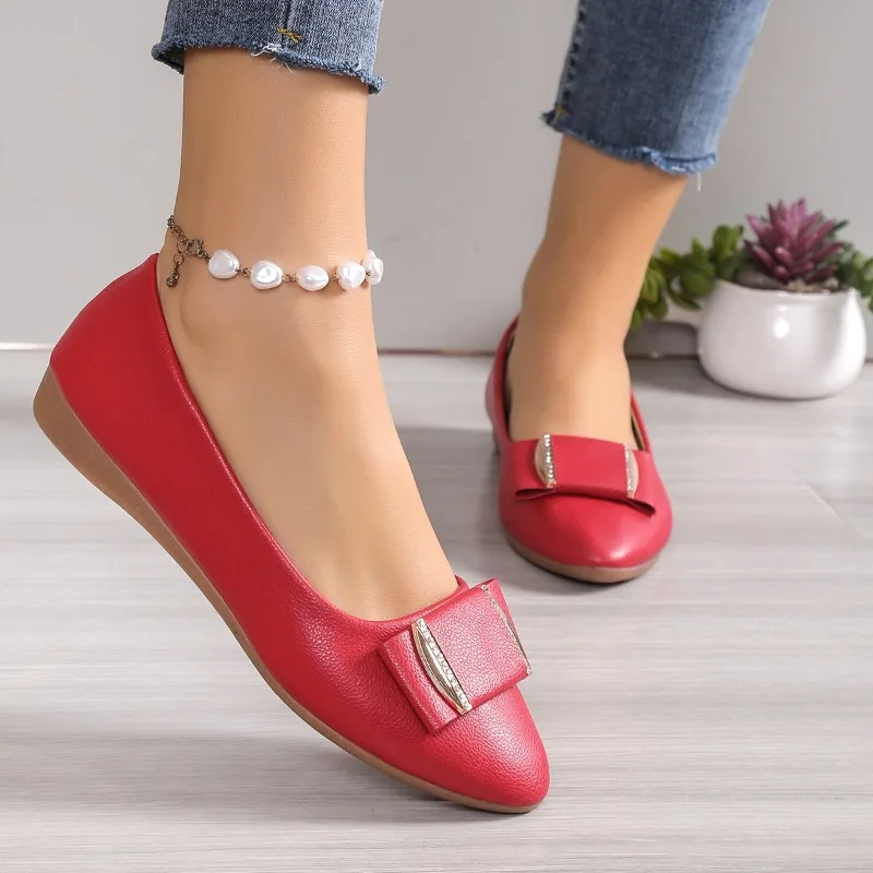 2024 New Ladies Shoes Shallow Women's Flats Fashion Metal Decoration Casual Flats Women Hot Sale Plus Size Solid Flat Low Heels