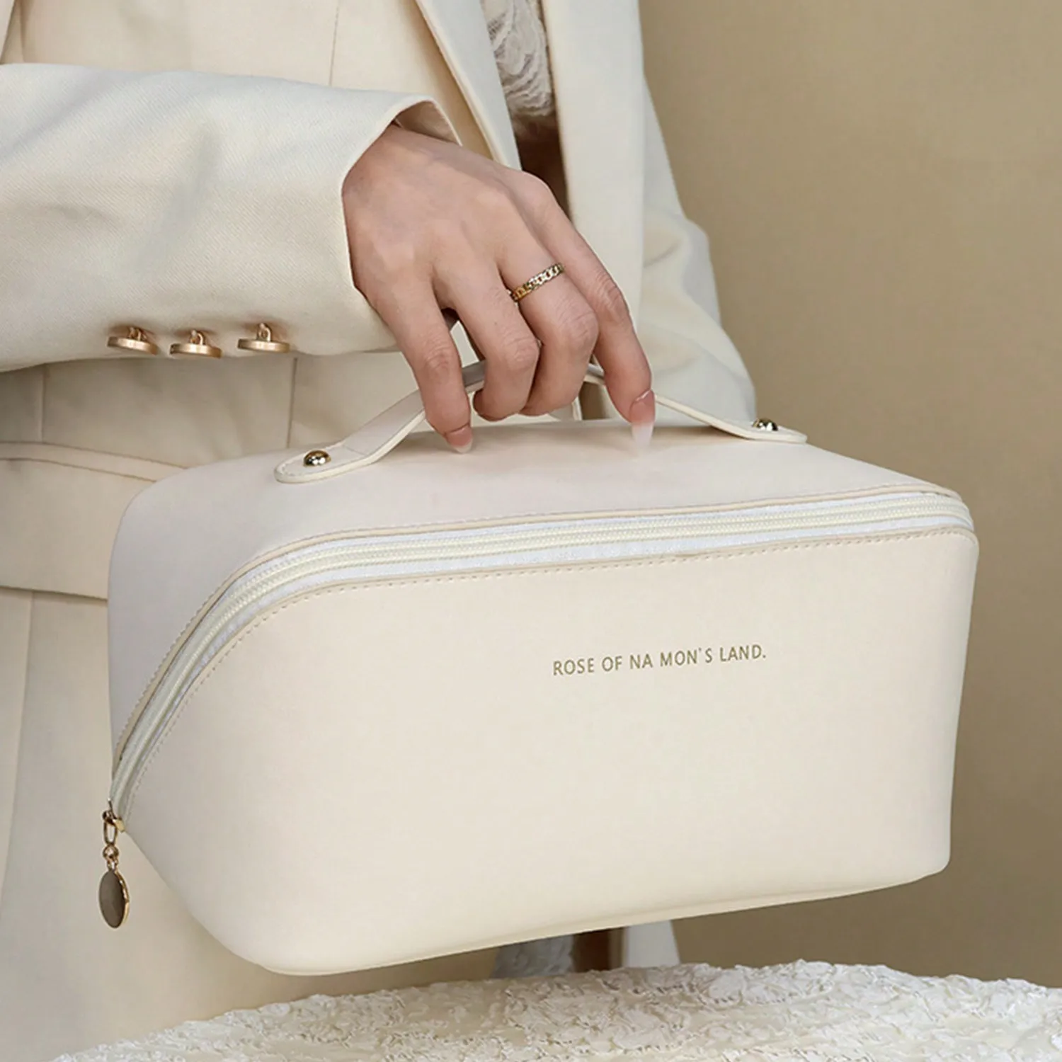 1pc Bag PU Leather Large Capacity Portable Multi-Functional Makeup Case Travel Toiletry Bag Portable Makeup Bag