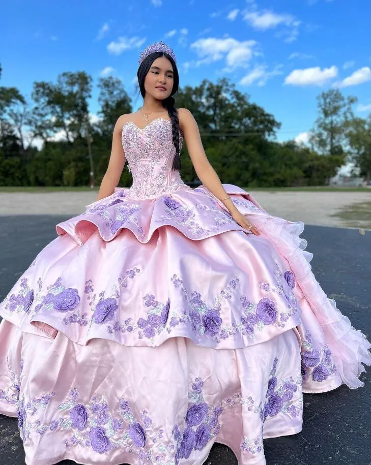 

Purple Pink Charro Mmexican Quinceanera Dresses Floral Embroidery customsize vestidos de fiesta de 15 quinceañera Prom Dress Bow