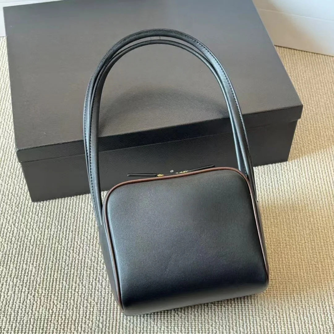 

High-quality leather Women's bag 2025new fashion Joker portable small bag contrast high sense one-shoulder commuter underarm bag