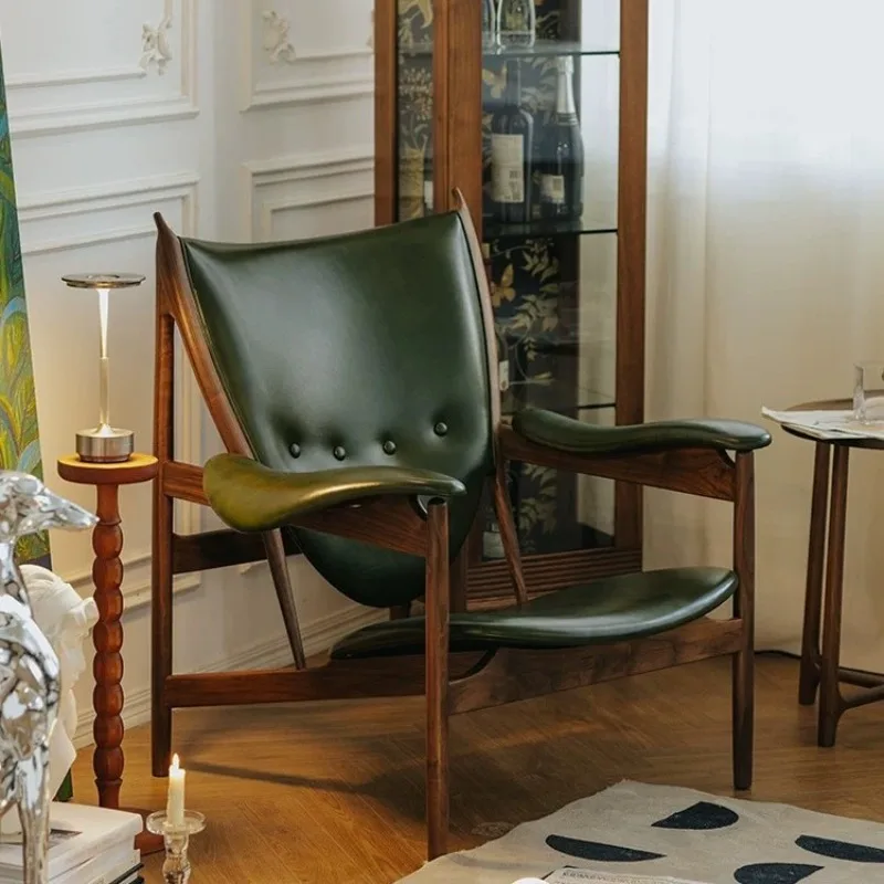 

Italian master chief chair solid wood leather chair single living room leisure