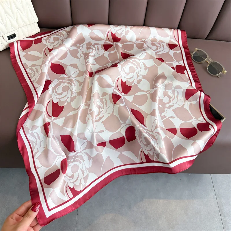 2025 novo luxo camélia impressão feminino lenço de seda quadrado bandana hijab envoltório flor designer lenço xale foulard