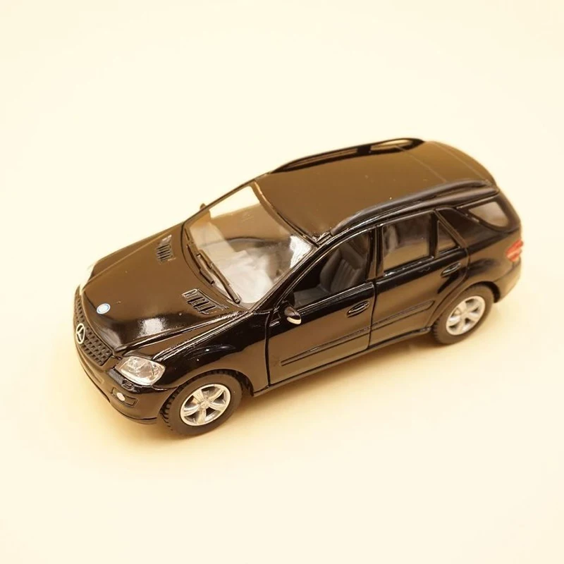 

1:36 ML-Class ML350 SUV Alloy Car Diecasts & Toy Vehicles Car Model Miniature Scale Model Car Toys For Children