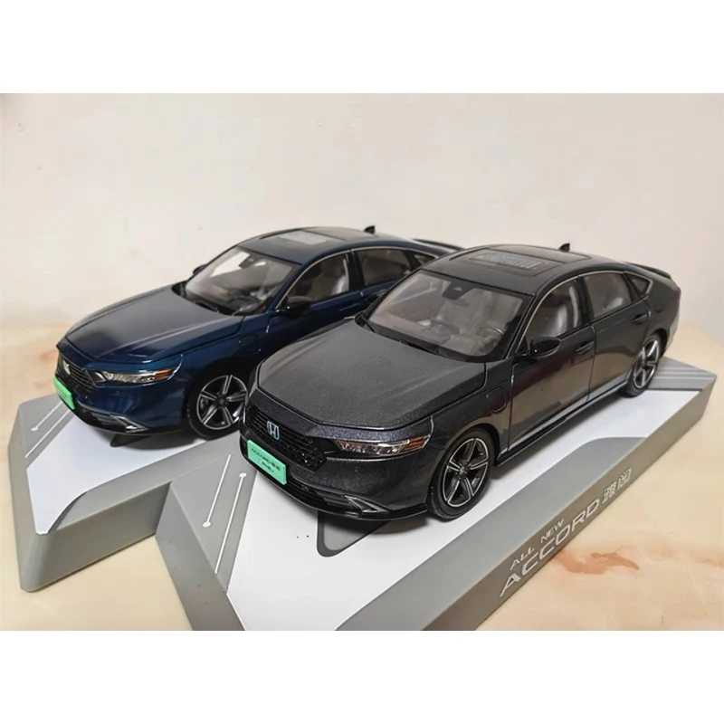 Diecast 1:18 Scale Honda 2023 11th Generation ACCORD e:PHEV Hybrid Alloy Car Model Collection Souvenir Display Ornaments  Gift