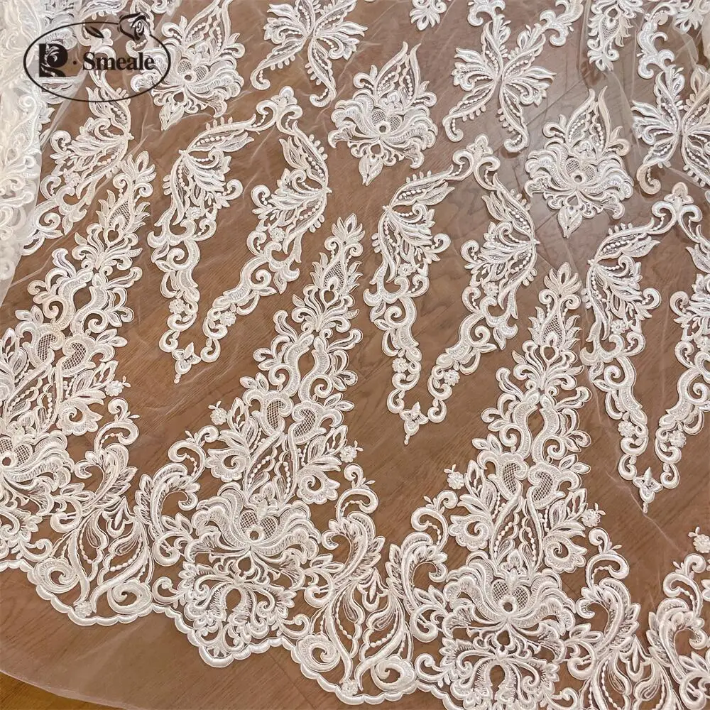 Tessuto di pizzo ricamato con paillettes, accessori fai da te per abiti da sposa, fiori bianco sporco, RS4043