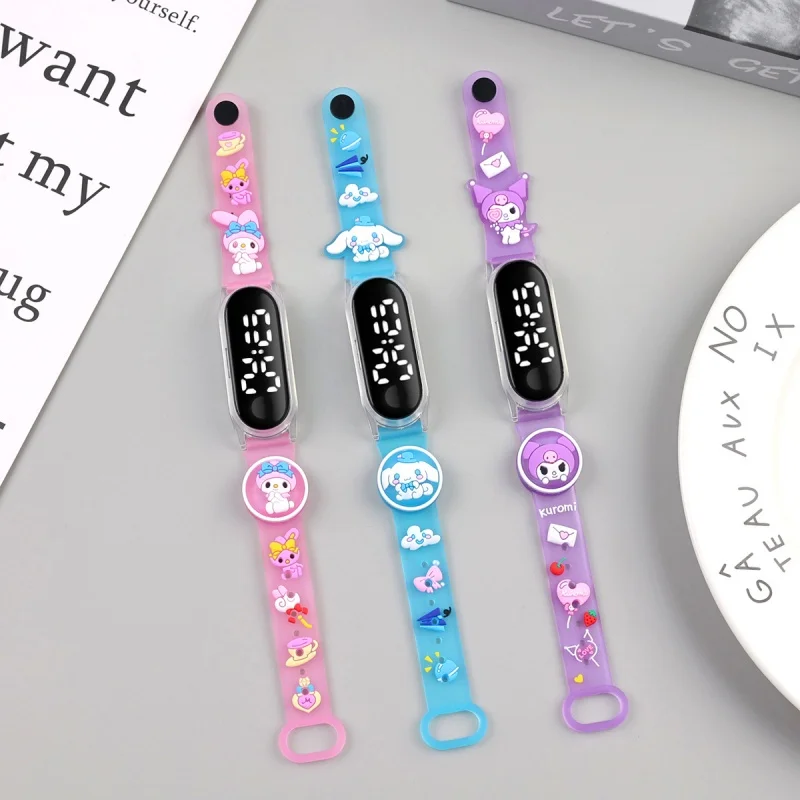 การ์ตูนส่องสว่างอะนิเมะ Sanrio นาฬิกา Hello Kitty นาฬิกาเด็กกีฬานาฬิกาซิลิโคนของเล่นเด็กของขวัญ