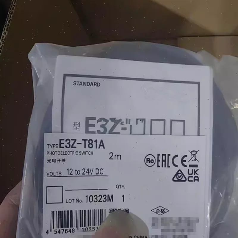 XS2F-D422-D80-F   E3Z-T81A 2M   1ZAP2(CCC)    E32-ZD11   E3FA-RP12    E3S-CD62  E3Z-D62 2M   New Original Photoelectric Switch