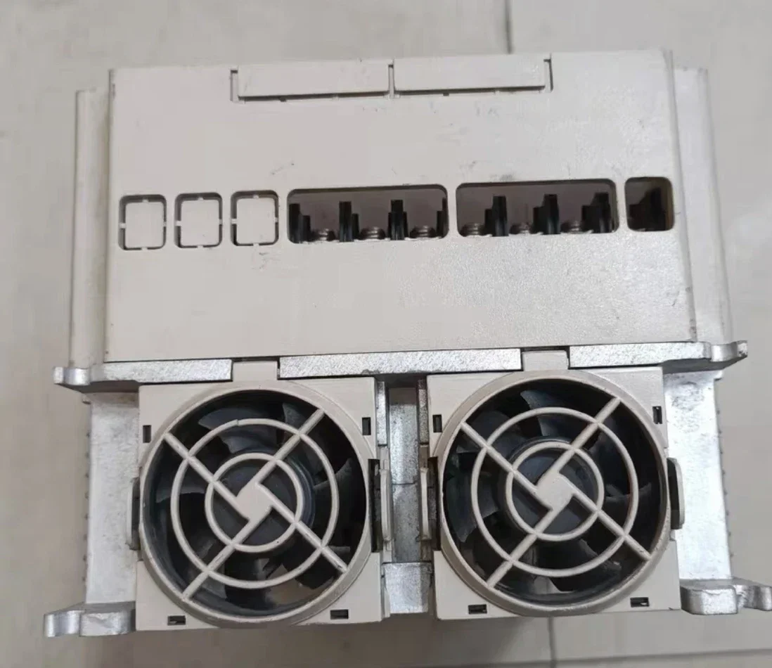 Used frequency converter 4KW, AC80B-T3-004C