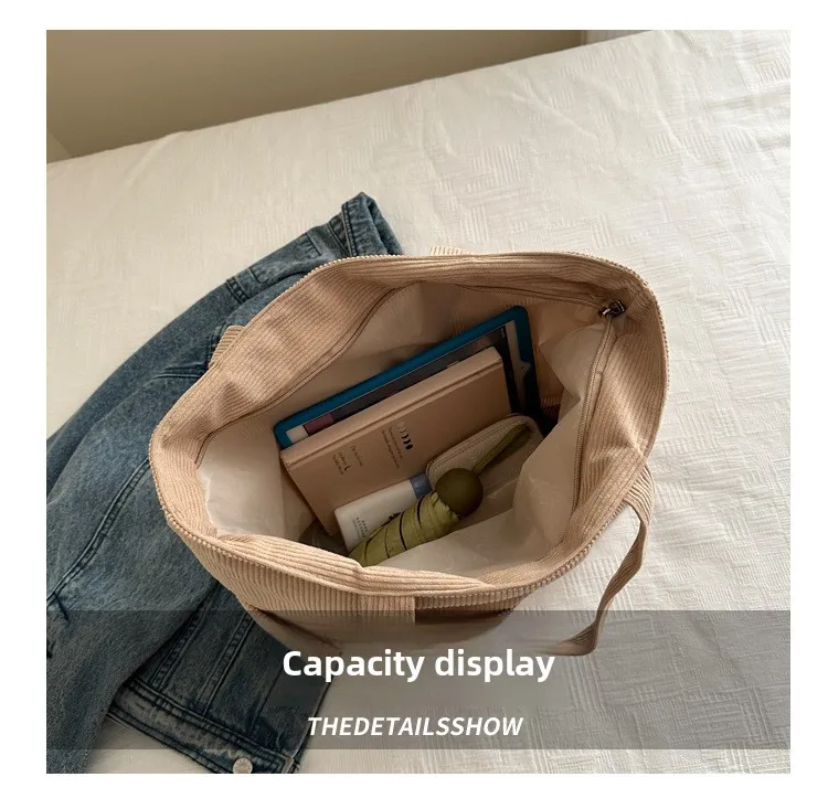 Lässige Cord-Tragetasche mit großem Fassungsvermögen, minimalistischem Design, weicher Stoff, Schultertasche für Damen, ideal für den täglichen Pendlergebrauch. – Detail 10