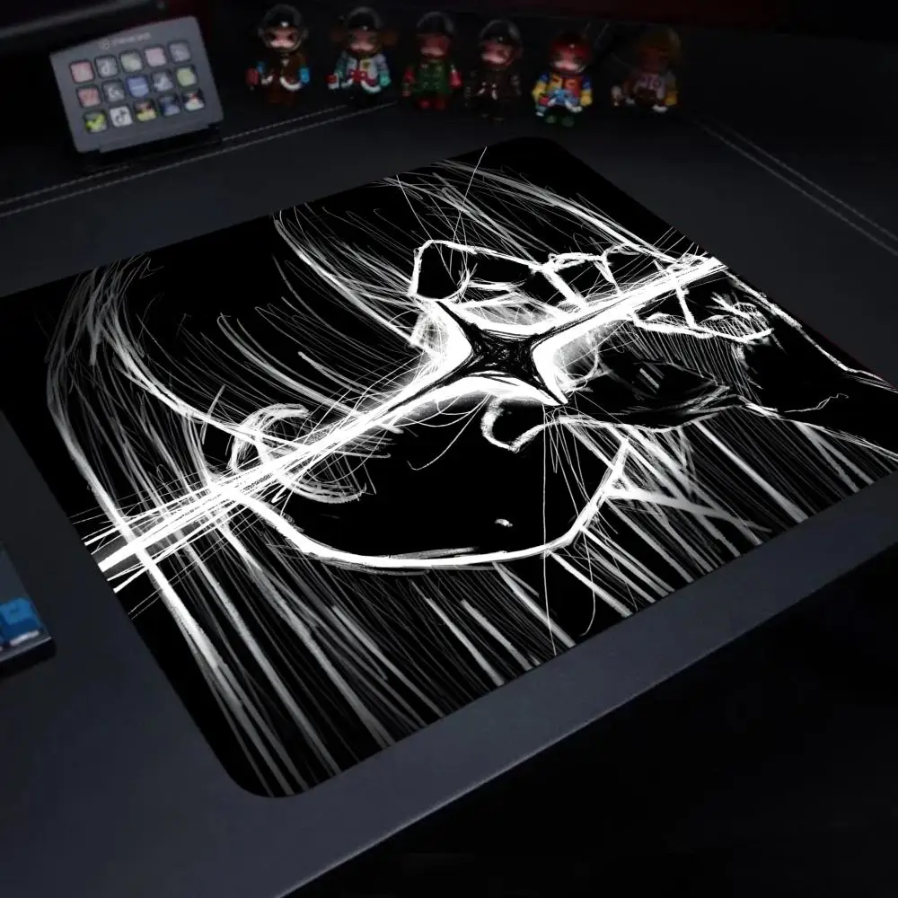 Black White Mousepad Anime Girl Mouse Pad Square Computer Game Table Mats Small Rubber Anti-slip Desk Mat Cute Comic Girls Rug