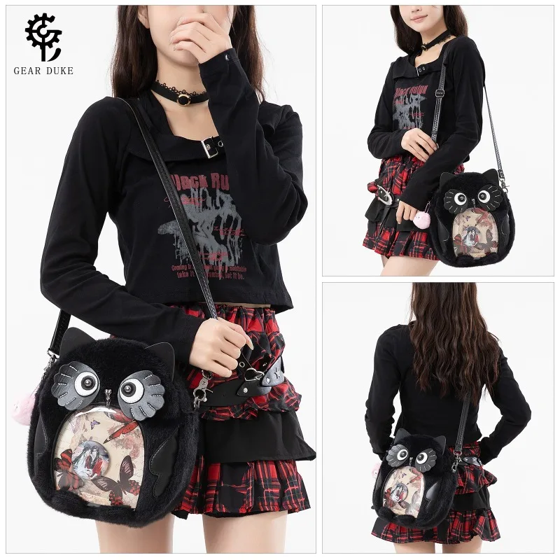 

Y2K Goth Black Cat Furry Ita Crossbody Bag with Clear Window, Cute Plush Purse for Displaying Anime Pins,Badges and Collectibles