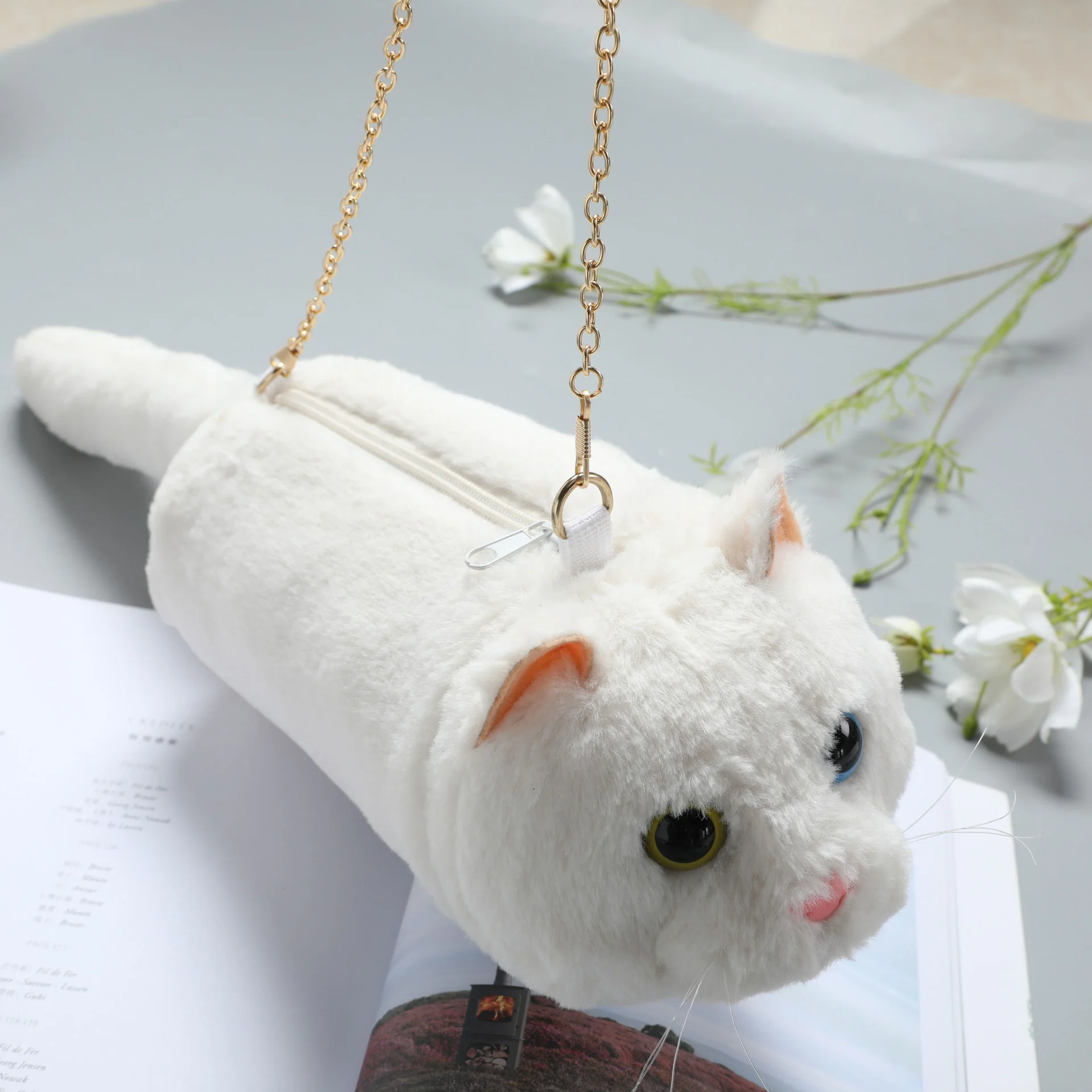 Plush bag cat Messenger Bag Travel Portable shoulder bag cartoon mini mobile phone bag cute bag