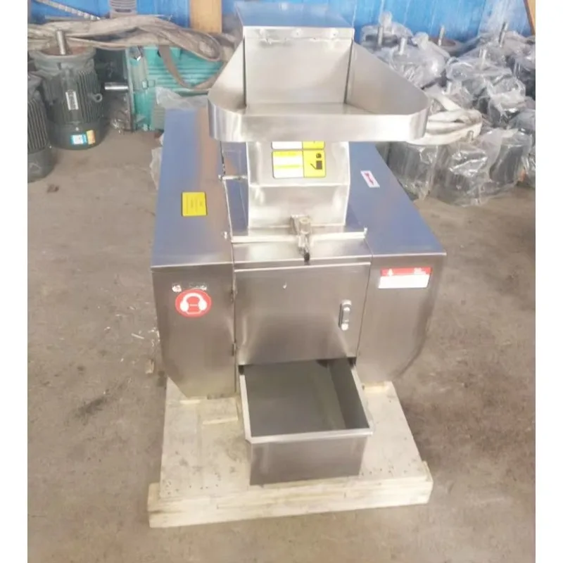 Customized Bone Crushing Machine Built-in Material Drawer Food Grade Stainless Steel Pig Cow Bone Grinder For Slaughterhouse