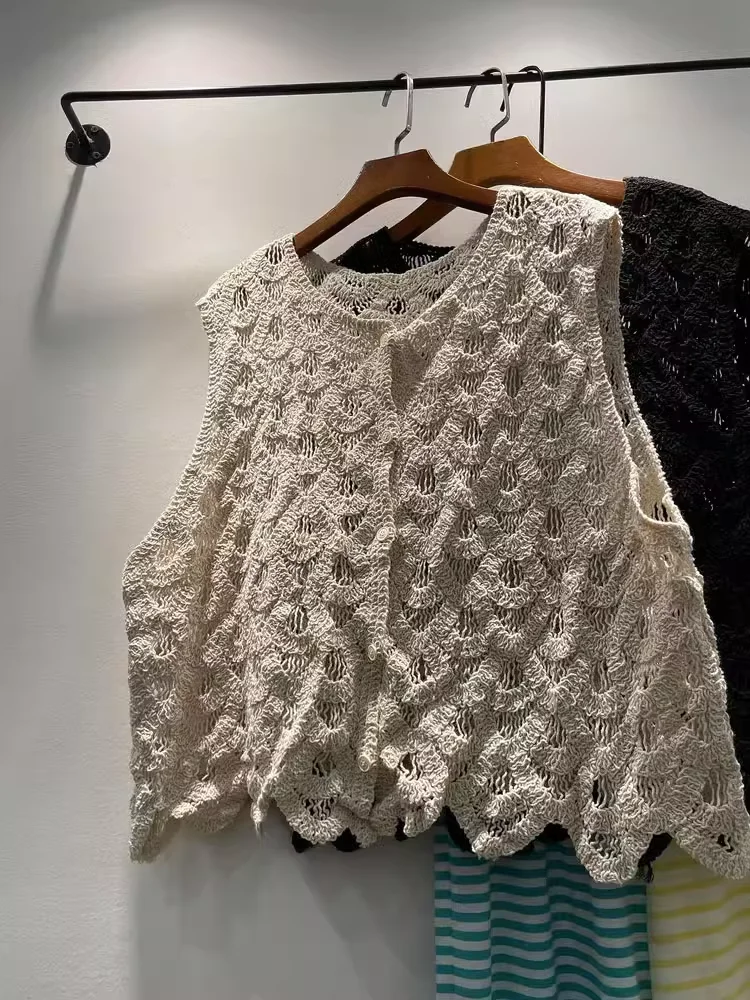 

2025 Women Bohemian Knit Vest Top Vintage Y2k Sleeveless Cardigan Waistcoat Woman Japan Style Crochet Outerwear