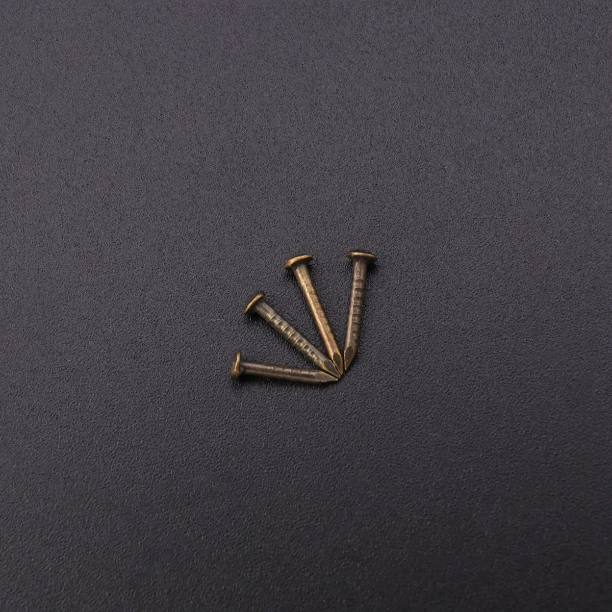 

4Pcs Jewelry Box Corners Retro Brass Golden Silver Wooden Case Protector Chest Guard Tin Box Wrap Corner Furniture Desk