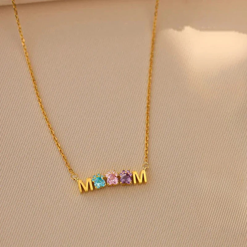 Huitan Romantic Multiple Colors CZ Mom Letter Pendant Necklace for Mother's Day Luxury Gold Color Gift Women Gentle Accessories