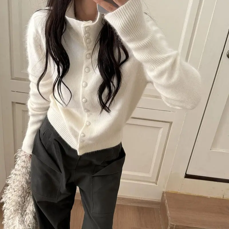 

Autumn and Winter Stand Up Collar Sweater Jacket for Women, Soft and Luxurious, Lazy Style, Base Knit Cardigan Top