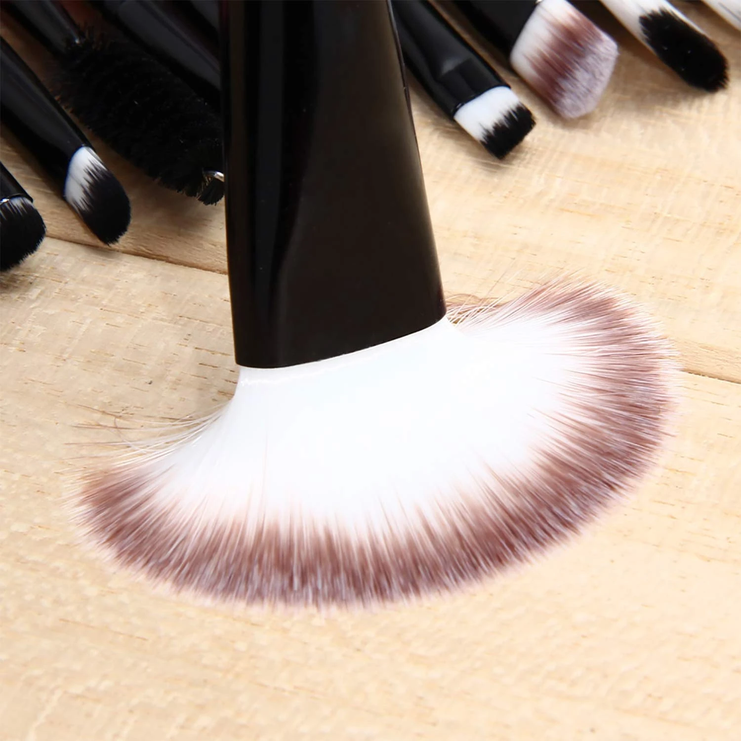 Pinceles de maquillaje, 20 piezas Juego de brochas de maquillaje herramientas Kit de artículos de tocador de maquillaje Juego de brochas de maquillaje de lana