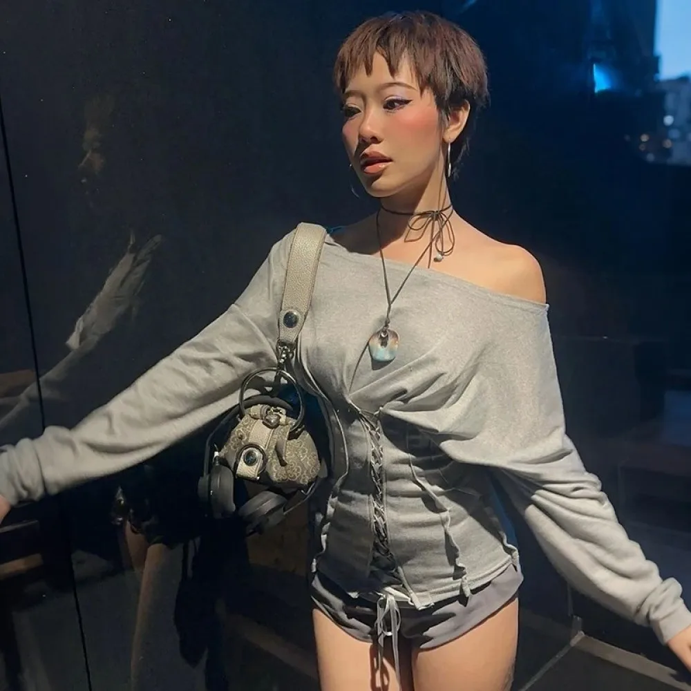 تي شيرتات عصرية غير رسمية من SylCue للسيدات بياقة منحرفة مكشوفة الأكتاف وأكمام طويلة وتصميم برباط يومي وبسيط ومتعدد الاستخدامات