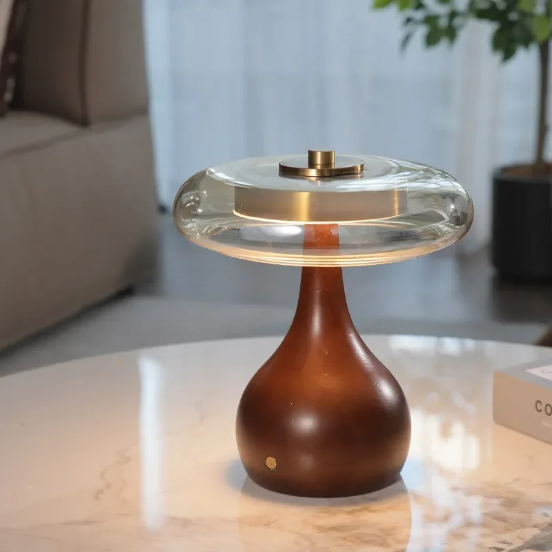 Vintage French Style Bedside Lamp Retro Antique Design Table Light for Bedroom Study Creative Decorative Nightstand Lighting