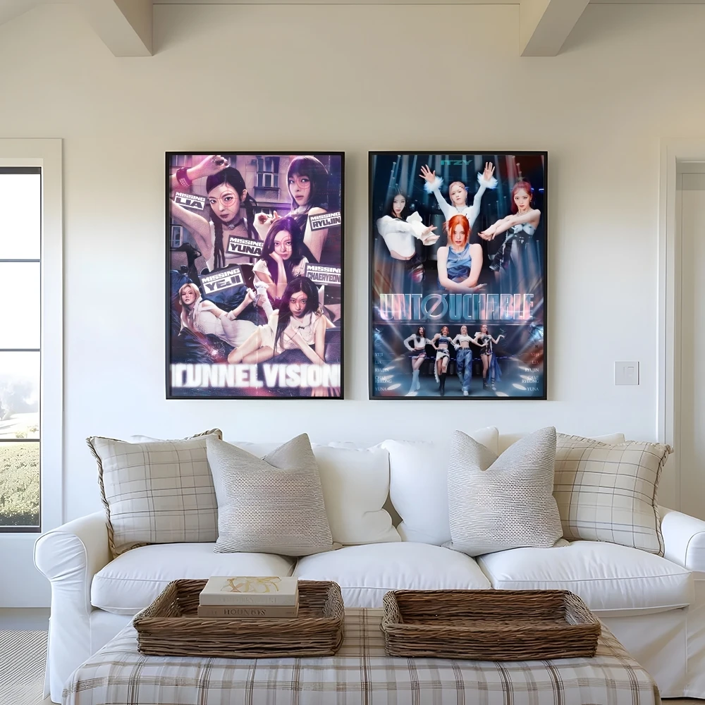 Koera Kpop Band I-itzy Poster Trendy And Easy-to-Apply Wall Art Stickers For Home Decor And Dorm Room Walls - view 5