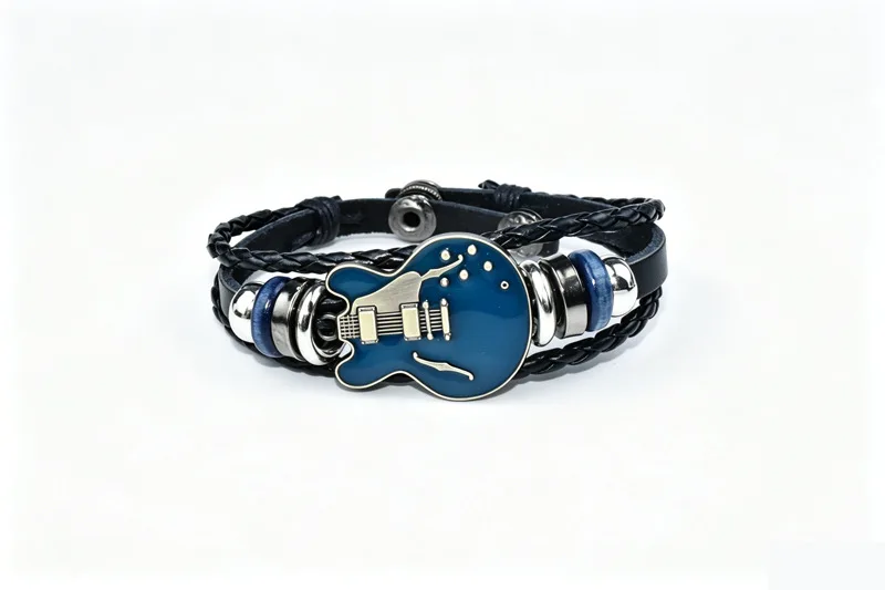 Vintage Musik-Gitarren-Lederarmband für Männer Europäischer Punk-Stil Armband mit Titan-Stahlschnalle Modischer Herren-Handschmuck Geschenk – Detail 16